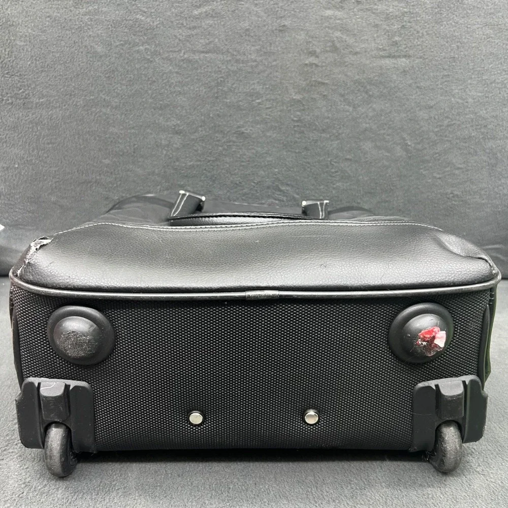 Bugatti Rolling Carry On Briefcase Laptop Travel Quilted Black
